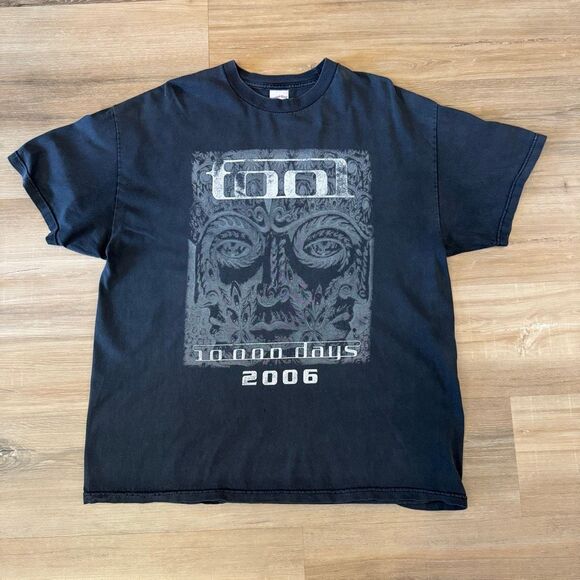 Vintage Tool 2006 10000 Days Black Shirt Tour Size XL Tennessee River Tag Metal - Picture 1 of 9